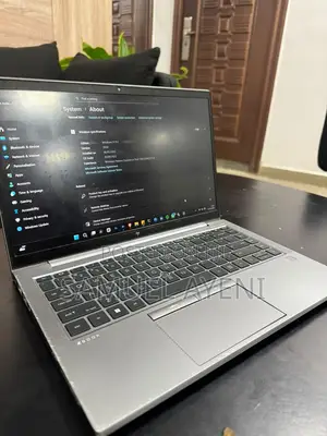 Laptop HP ZBook Firefly 14 G7 32GB Intel Core i7 SSD 1T