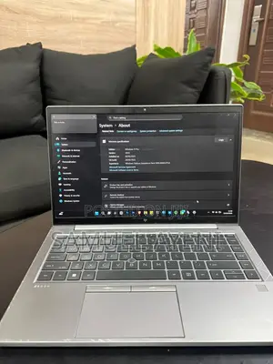 Laptop HP ZBook Firefly 14 G7 32GB Intel Core i7 SSD 1T