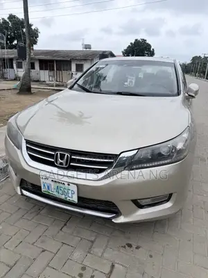 Honda Accord EX-L 4dr Sedan w/Navigation (2.4L 4cyl CVT) 2014 Gold
