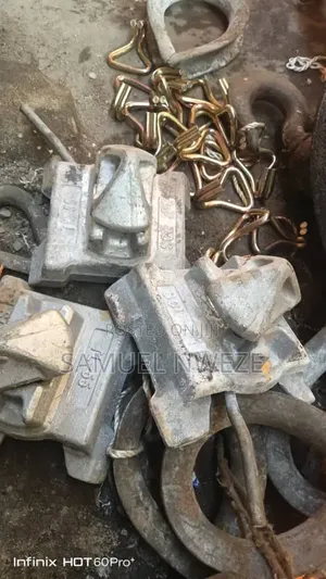 Semi-Automatic Container Twist Locks (Also Called Semi-Automatic