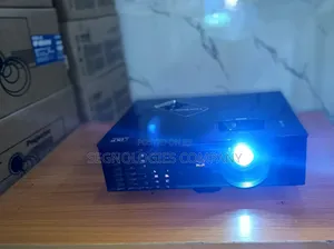 ViewSonic PJD5126 2700 Lumens Portable SVGA DLP Projector
