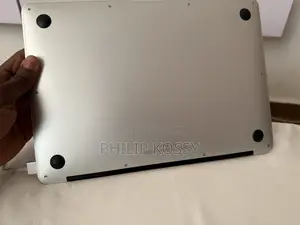 Laptop Apple MacBook Pro 2015 8GB Intel Core i7 SSD 128GB