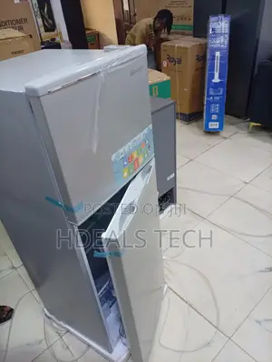 SkyRun BCD 138HC Durable-Style Appliance With a Modern Appearance