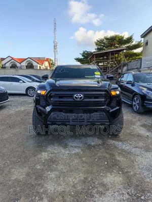 Toyota Tacoma SR Double Cab 4WD 5.0 ft. SB (Automatic) 2025 Black
