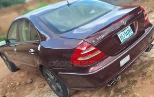 Mercedes-Benz E350 Base 4Matic Sedan AWD (3.5L 6cyl 5A) 2006 Red