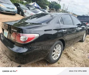 Lexus ES 300 2002 Black