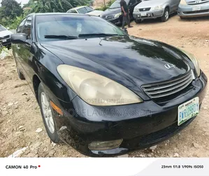 Lexus ES 300 2002 Black