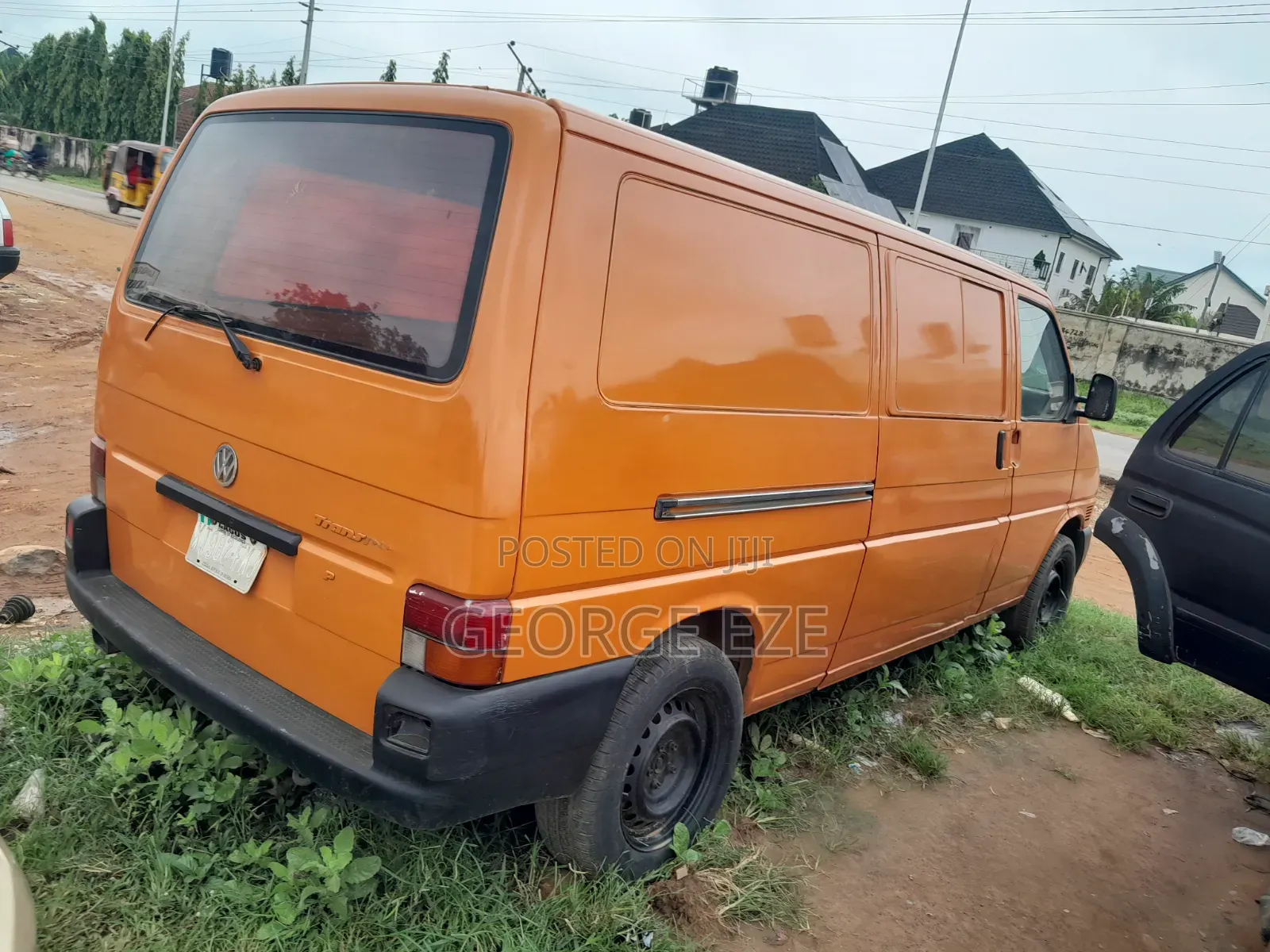 Volkswagen Transporter 2005 Orange