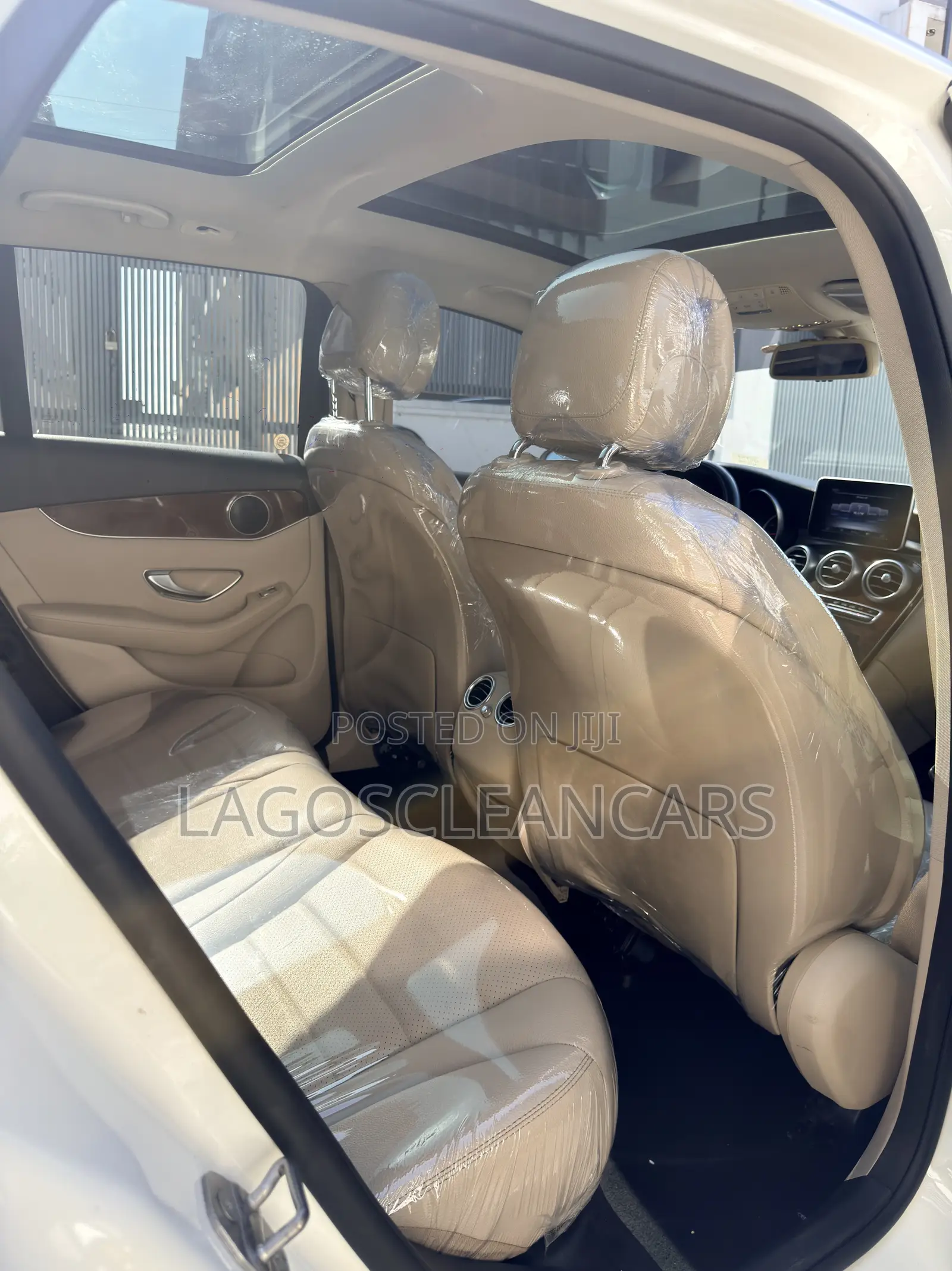 Mercedes-Benz GLC-Class 2017 Off white