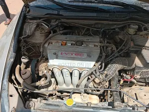 Honda Accord 2005 Brown