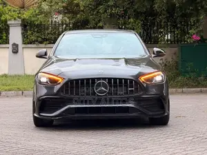 Mercedes-Benz C43 2024 Gray