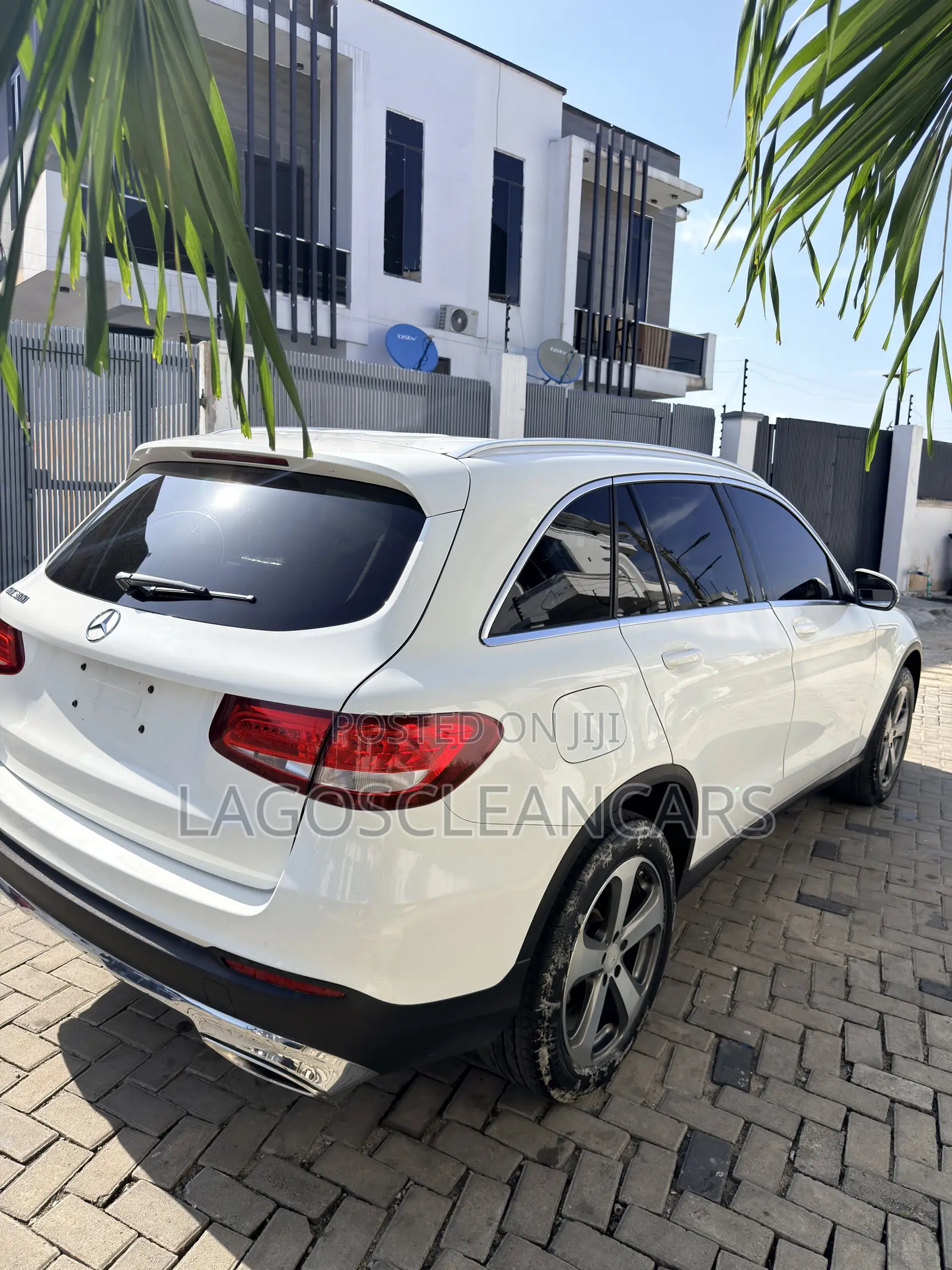 Mercedes-Benz GLC-Class 2017 Off white