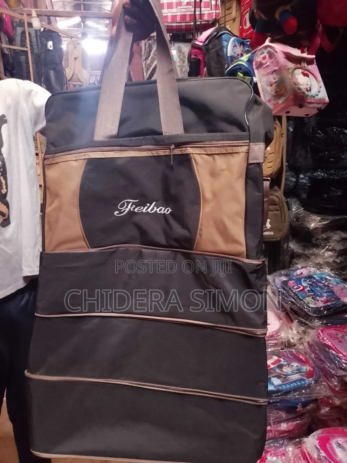 Weightless Bag for Traveling