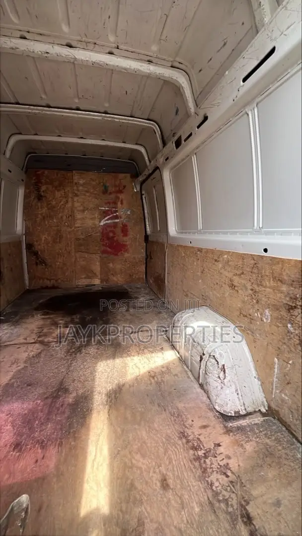 Volkswagen LT 2009 White