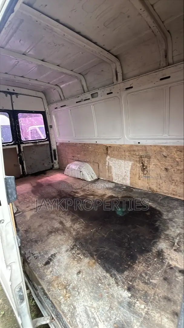 Volkswagen LT 2009 White