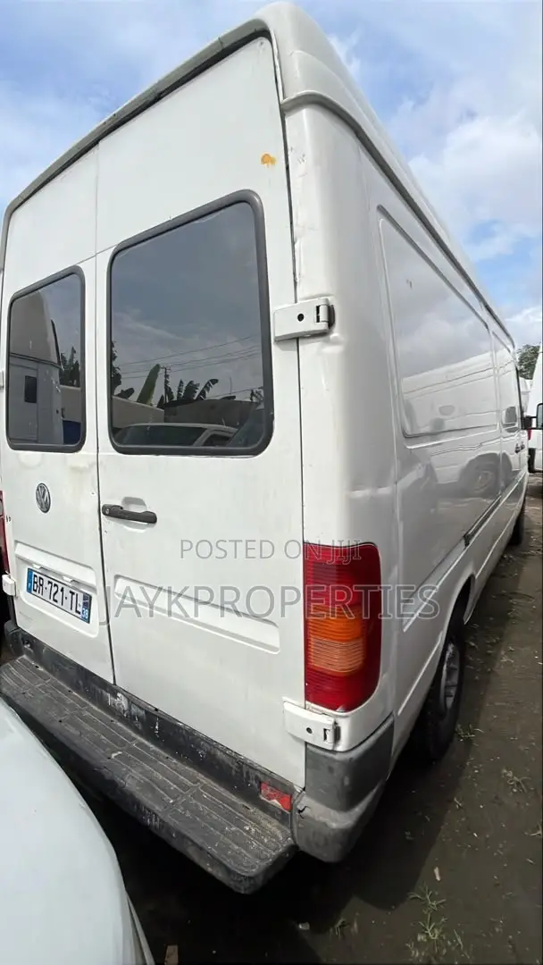 Volkswagen LT 2009 White