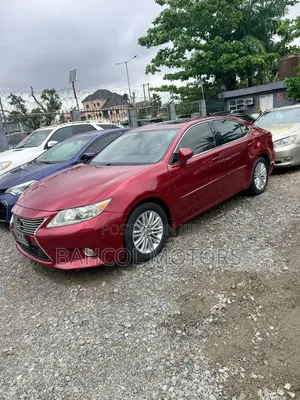 Lexus ES 2014 Red