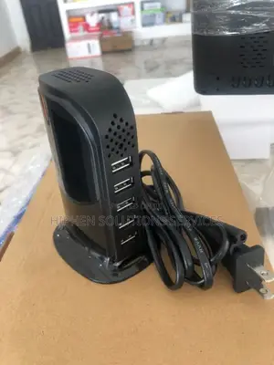 Compact USB Camera Hub for Office Use