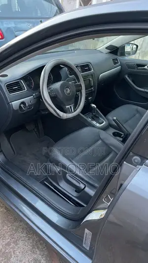 Volkswagen Jetta 2012 Gray