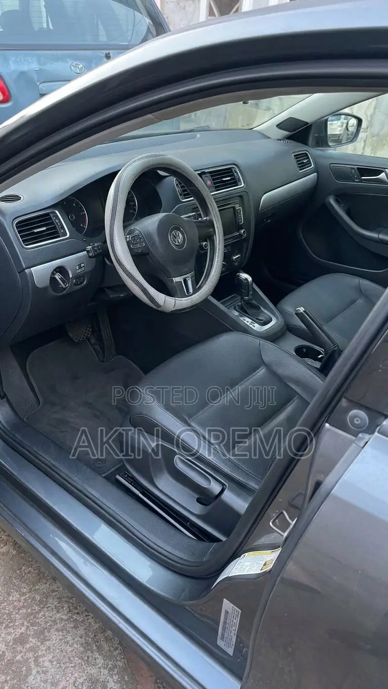 Volkswagen Jetta 2012 Gray