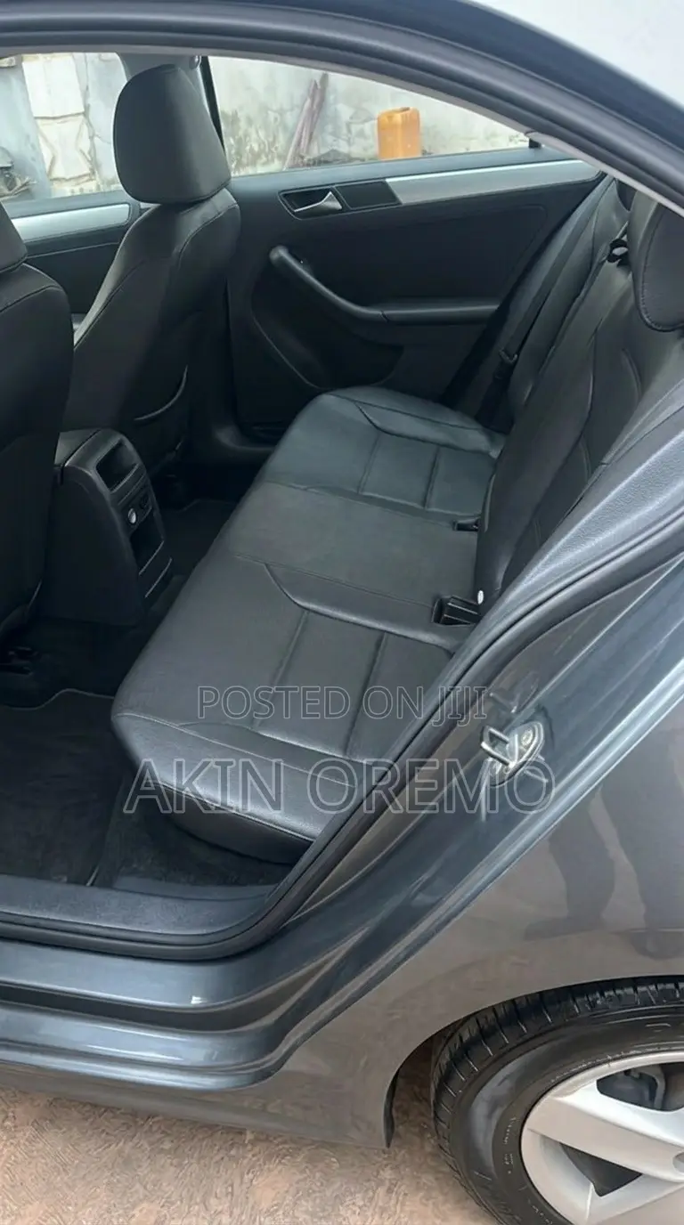 Volkswagen Jetta 2012 Gray