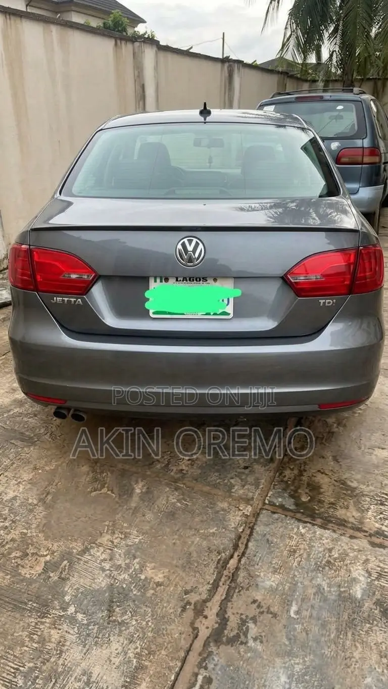 Volkswagen Jetta 2012 Gray