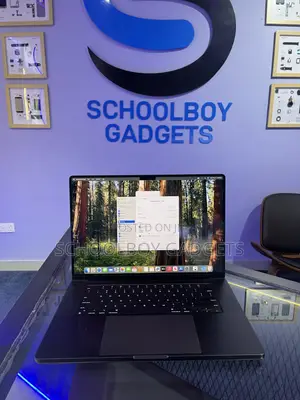 Laptop Apple MacBook Pro 2024 M4 Max 64GB Apple M4 Max SSD 1T