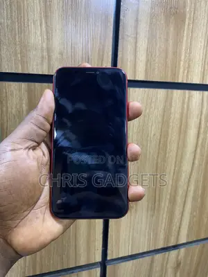 Apple iPhone 11 128 GB Red