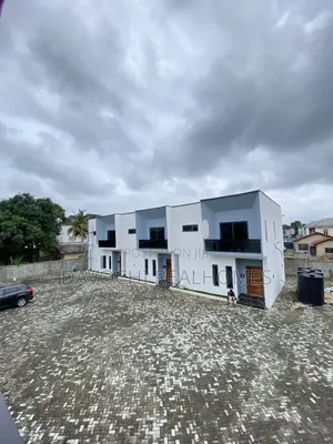 4bdrm Duplex in Sangotedo for sale