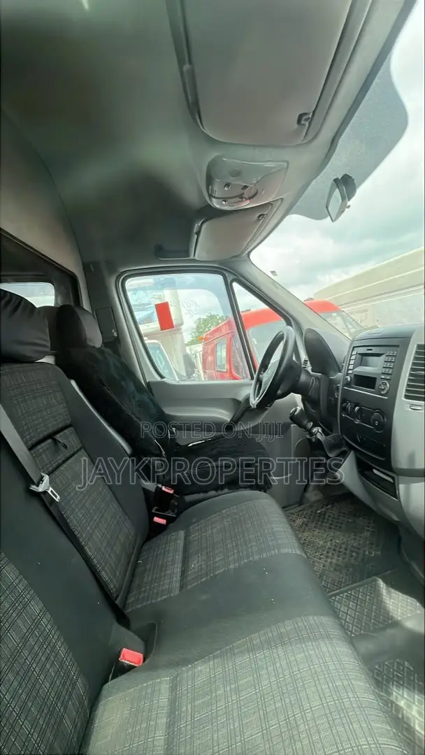 Mercedes-Benz Sprinter 2017 White