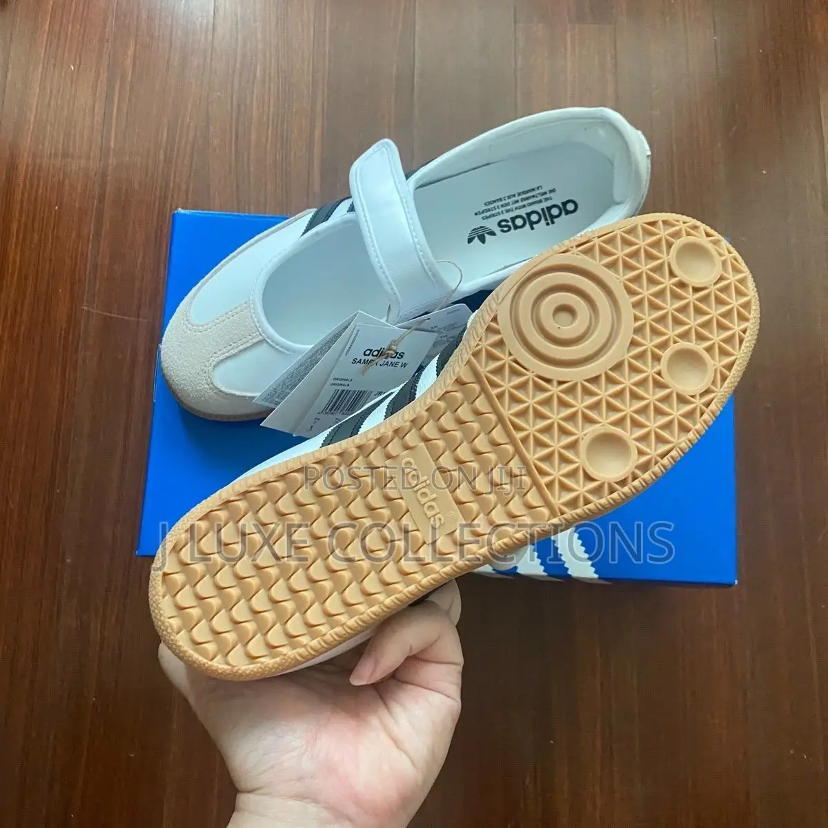 Adidas Sneakers
