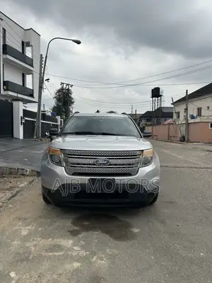 Ford Explorer 4dr SUV (3.5L 6cyl 6A) 2015 Silver