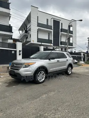 Ford Explorer 4dr SUV (3.5L 6cyl 6A) 2015 Silver