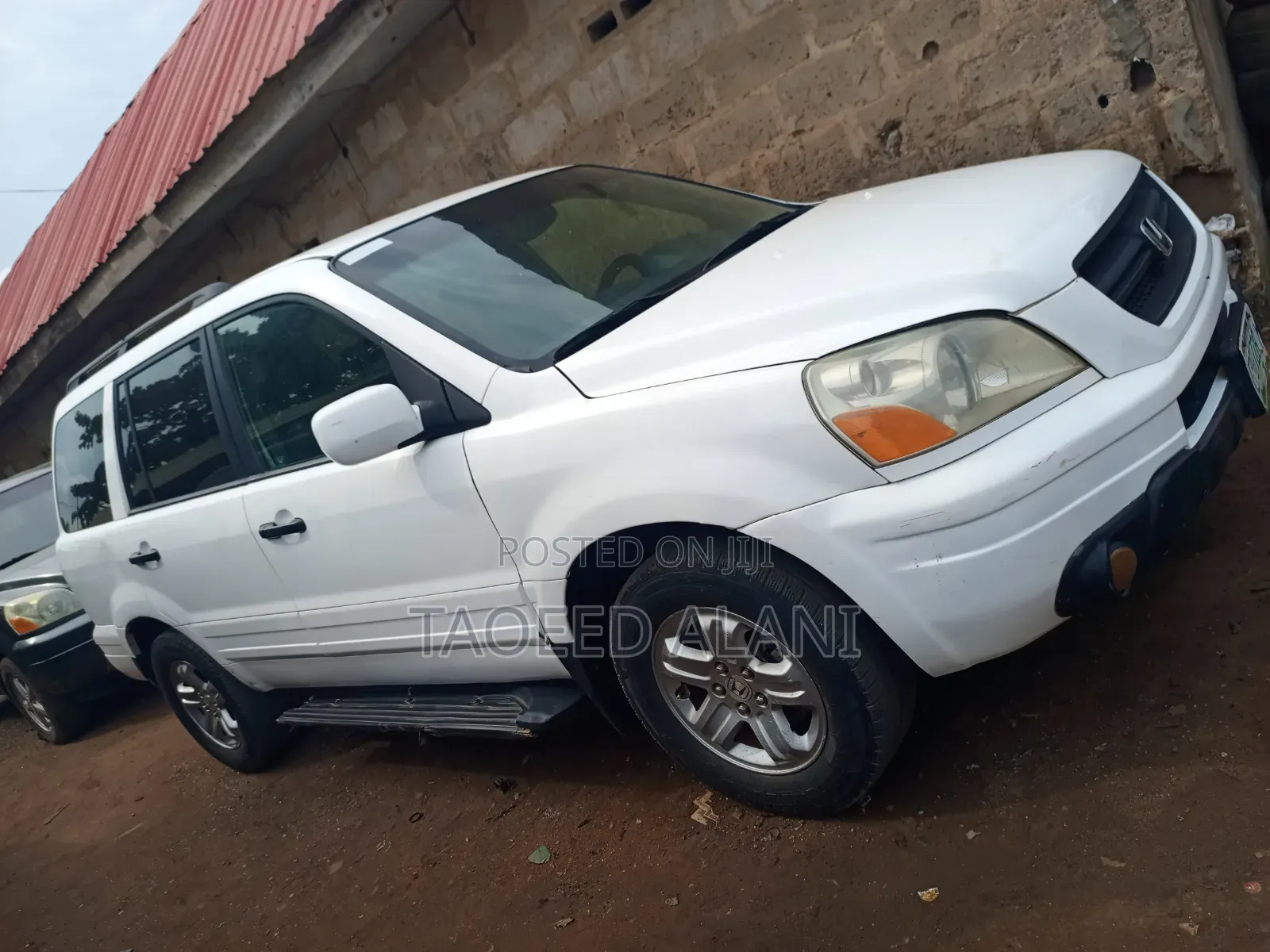 Honda Pilot 2004 White
