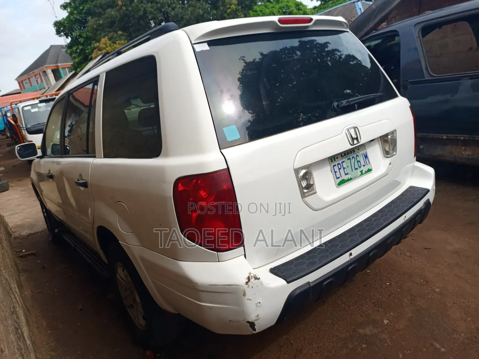 Honda Pilot 2004 White