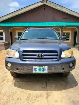 Toyota Highlander 2004 Gray