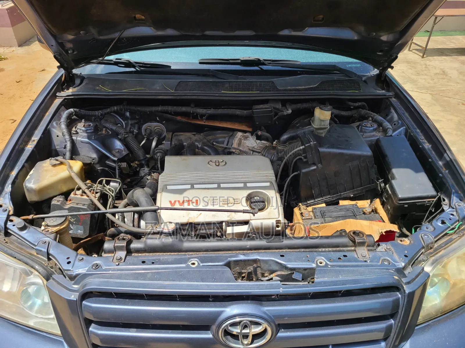 Toyota Highlander 2004 Gray