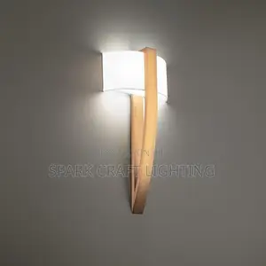 Luxury Modern Wooden Wall Sconce – Elegant Wall Light