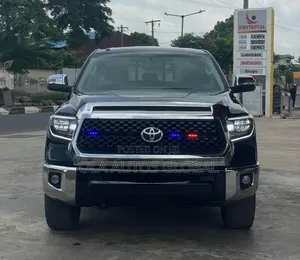 Toyota Tundra 2012 Black