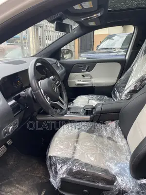 Mercedes-Benz CLA-Class 2022 White