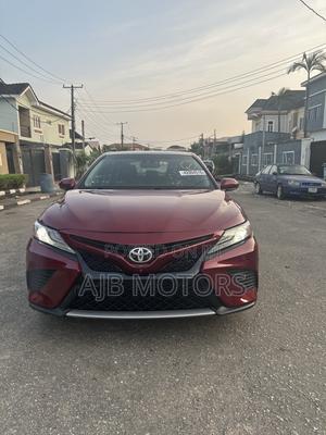 Toyota Camry XSE FWD (2.5L 4cyl 8AM) 2018 Red