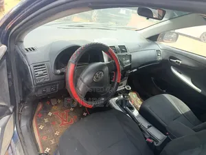 Toyota Corolla 2010 Blue