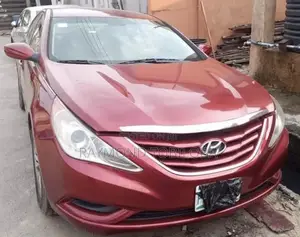 Hyundai Sonata 2012 Red