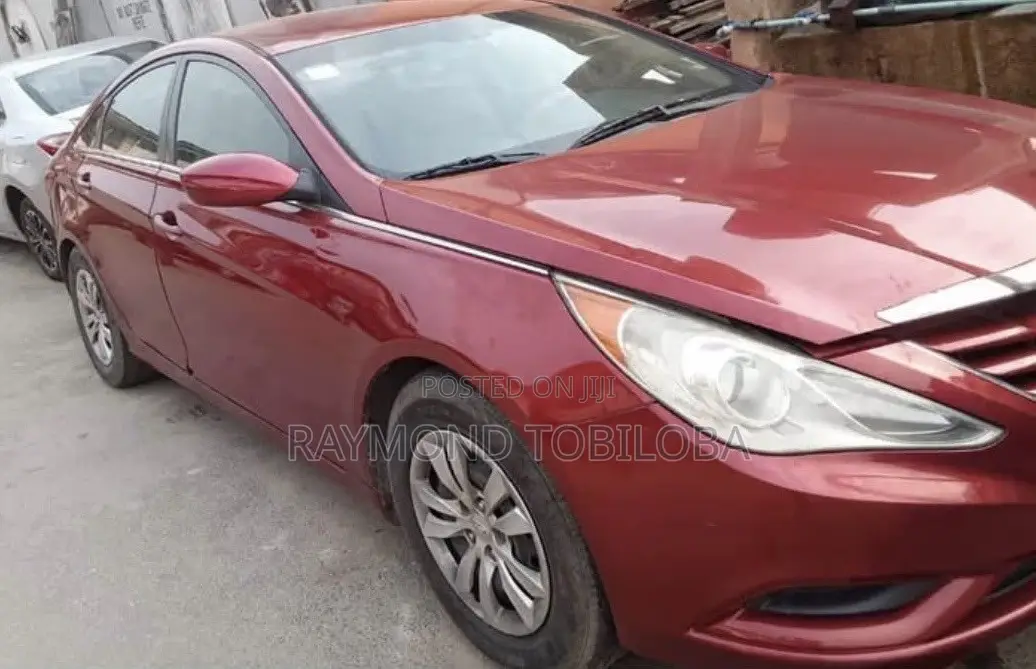 Hyundai Sonata 2012 Red