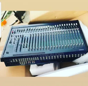 High Quality Yamaha 24 Channels Mixer