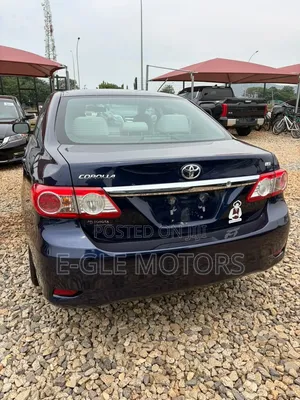 Toyota Corolla LE 4dr Sedan (1.8L 4cyl 4A) 2012 Blue