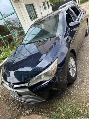 Toyota Camry 2016 Blue