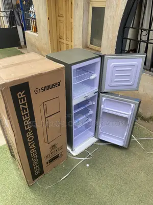 Snowsea BCD-166 120L Compact Fridge With Separate Freezer