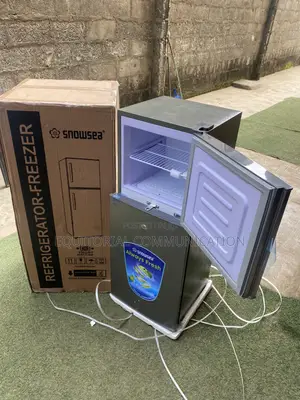 Snowsea BCD-166 120L Compact Fridge With Separate Freezer