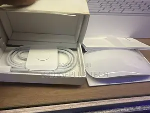 Apple Magic Mouse (USB-C, White)